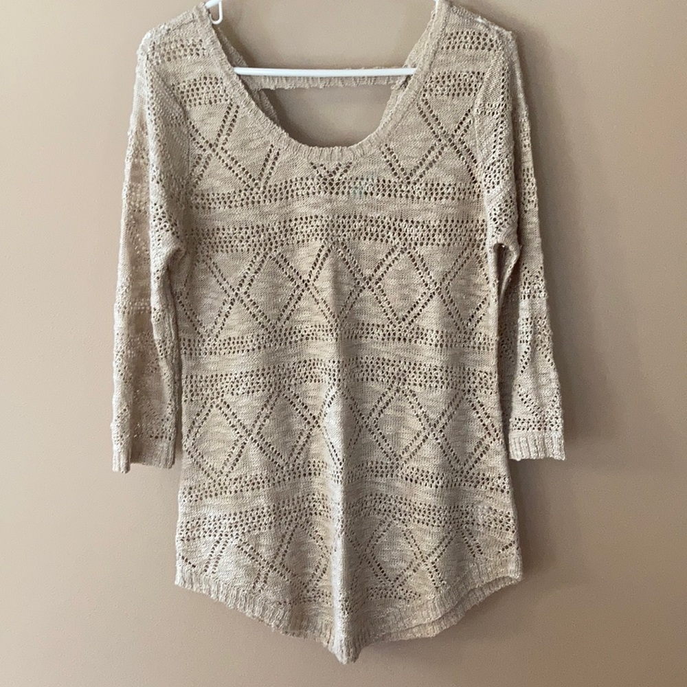 Maurices sweater